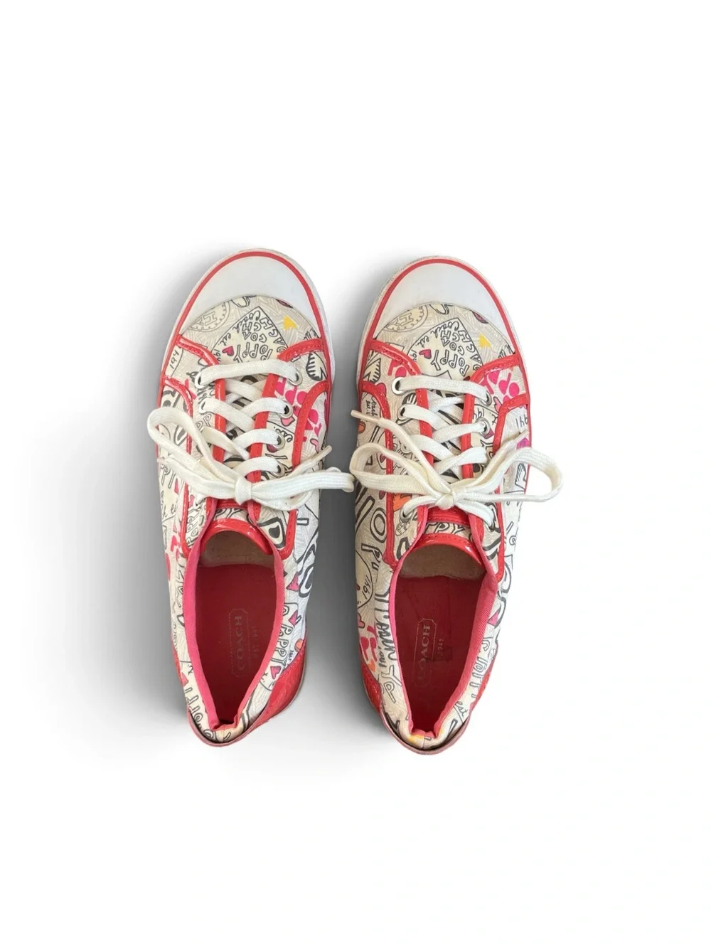 🌺 Women’s Y2K Coach Barrett ‘Poppy Grafitti Heart’ Sneakers